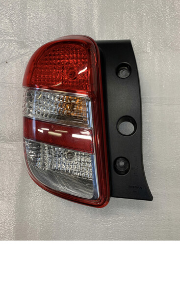 Стопи Nissan Micra  2010 хетчбек 1.2 Бензин Чоп