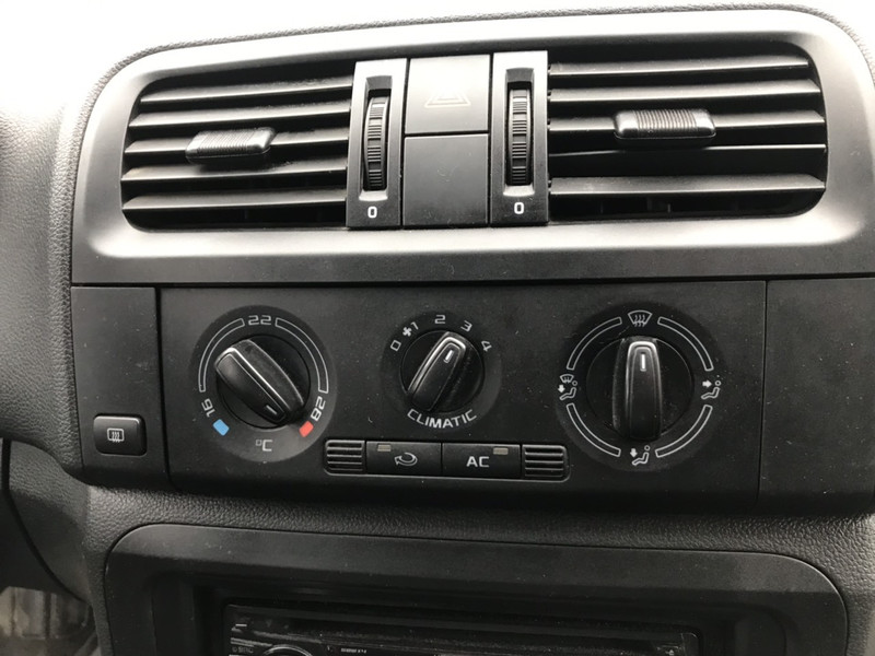 Блок управления печки кондиционера Skoda Fabia 2  2012 хэтчбек 1.2 Бензин Запорожье