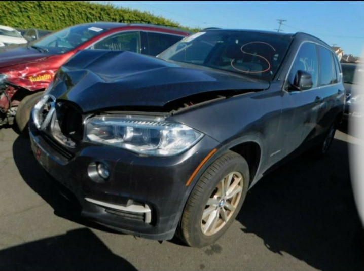 Капот BMW X5 F15 2015 г.  3.0 л дизель Львов