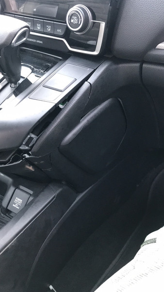 Консоль під ручкою передач Honda CR-V 5  2019 2.4 Бензин Луцк