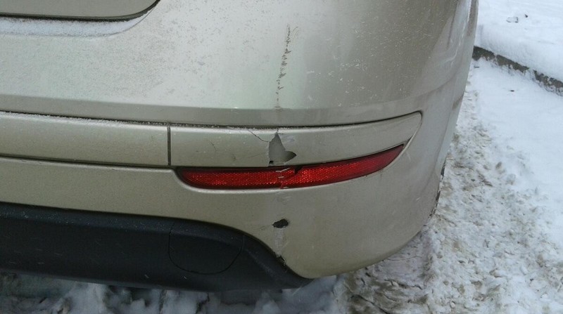 Отражатель задний правый, накладка заднего бампера Fiat Linea  2013 1.4 Бензин Сумы