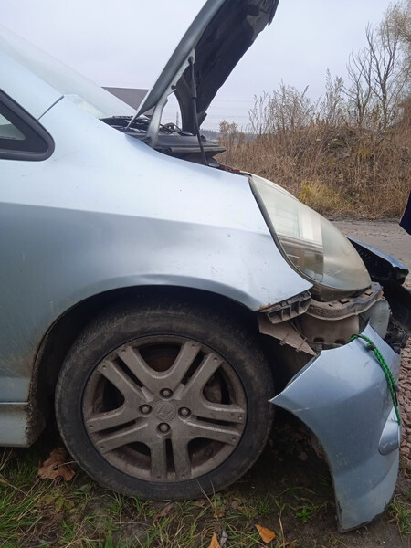Бампер передний и усилитель Honda Jazz  2008 хэтчбек 1.5 Бензин Киев