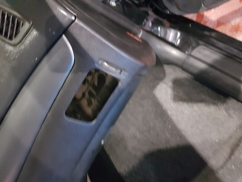 Дефлектор правый на торпедо Mitsubishi Lancer 9 2007 р.  1.5 л бензин Миколаїв