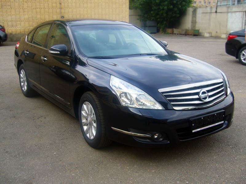 Молдинг бампера хромированный Nissan Teana  2008 2.5 Бензин Одесса