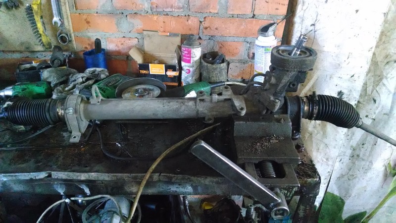 Рульова рейка Volkswagen Bora  2005 1.6 Бензин 