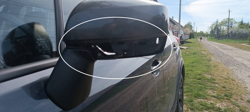 Нижня накладка на ліве дзеркало Subaru XV  2015 хэтчбек 2.0 Бензин Черновцы