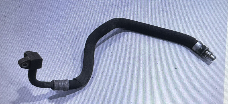 Трубопровод масляного радиатора е70 BMW X5 Е70, 4.8xdrive 2007 Жовті Води