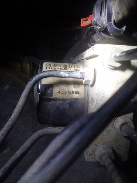 Блок ABS Volkswagen Caddy 3 универсал 2006 г.  Золотоноша