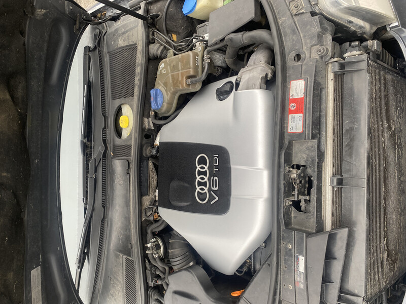 Декоративная крышка двигателя Audi A6 C5  2002 универсал 2.5 Дизель Одесса