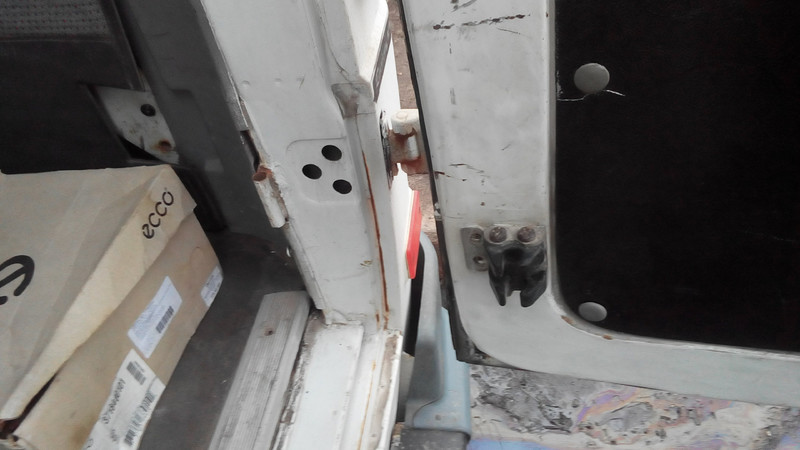 Ограничитель задней правой двери Daewoo Lublin  1997 2.4 Дизель Харьков