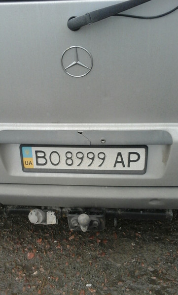 Накладка крышки багажника Mercedes-Benz Vito  2002 2.0 Бензин Тернополь