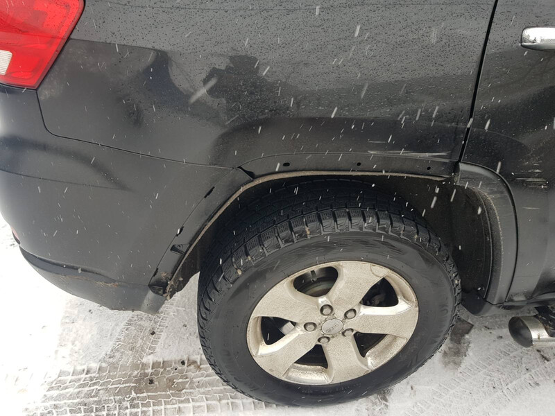 Накладка заднего крыла правого Jeep Grand Cherokee  2012  Дизель 