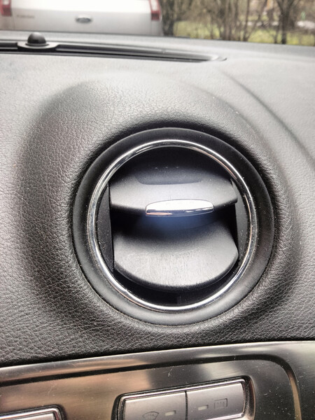Воздухозаборник Ford Mondeo 4  2008 универсал 2.2 Дизель Ровно