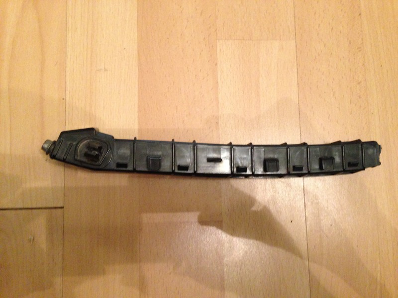 Кріплення бампера Subaru Impreza хетчбек 2008 р.  2.0 л Київ