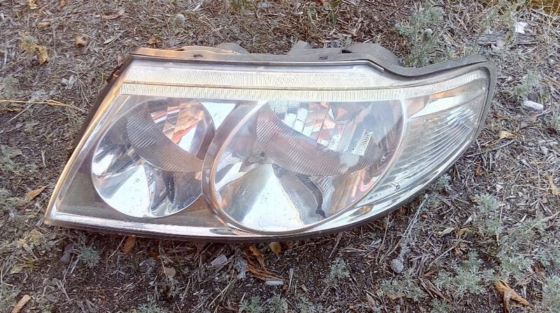 Фара левая Nissan Almera Classic 2007 г.  1.6 л бензин Киев