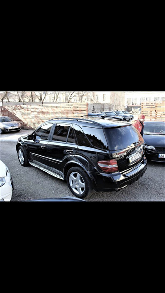 Накладка порога ліва (або пара) Mercedes-Benz M-Class W164  2006 5.0 Бензин Луцк