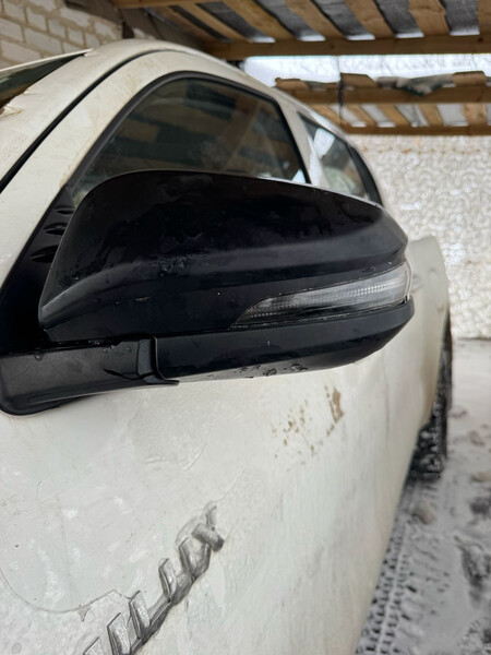 Копрпус лівого дзеркала Toyota Hilux  2024 2.4 Дизель Харьков