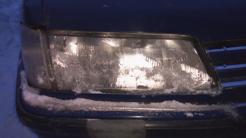 Стекло передней левой фары Peugeot 605  1991 2.0 Бензин Хмельницкий