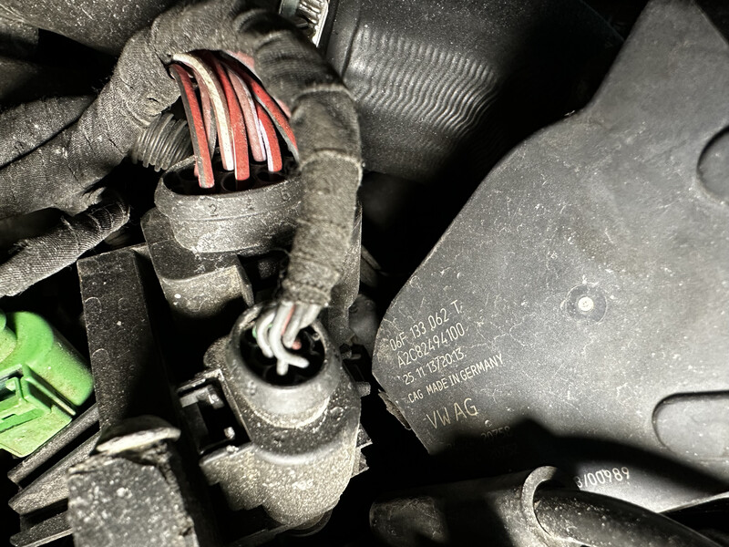 Дросельна заслінка Volkswagen Tiguan  2013 2.0 Бензин Черкаси