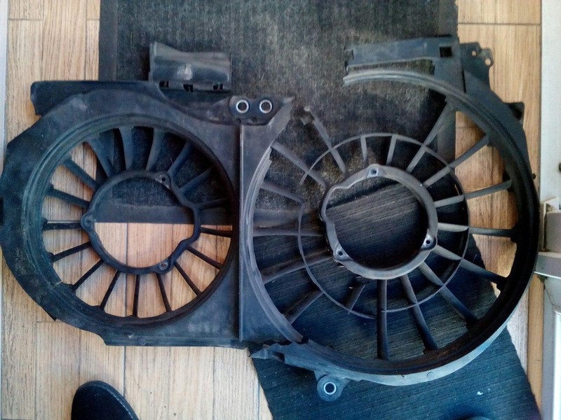 Дифузор 8E0121205C   Audi A4