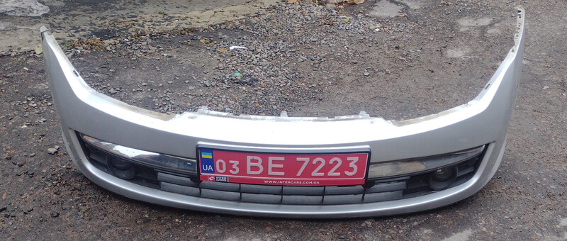 Бампер передний голый Renault Laguna 3 универсал 2008 г.  2.0 л дизель Ровно