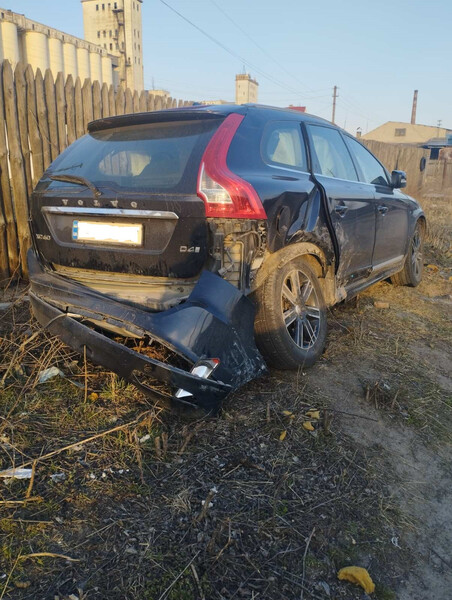Задний бампер Volvo XC60  2017 универсал 2.0 Дизель Бердичев