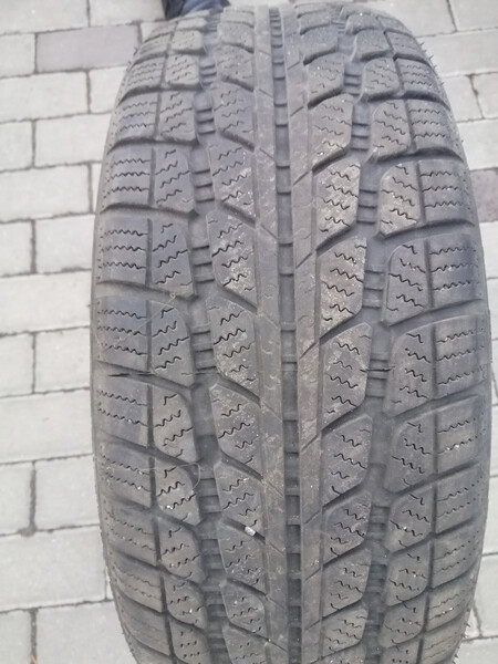 Шины зимние 185 55 15 sunny snowmaster Nissan Note E11 2009 р.  Рівне