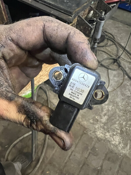 Датчик наддува Mercedes-Benz M-Class W164  2006 3.0 Дизель 