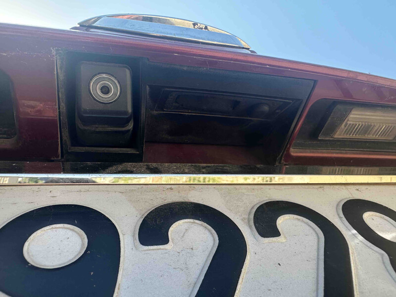 Кнопка відкриття багажника Nissan Juke  2012 1.6 Бензин 