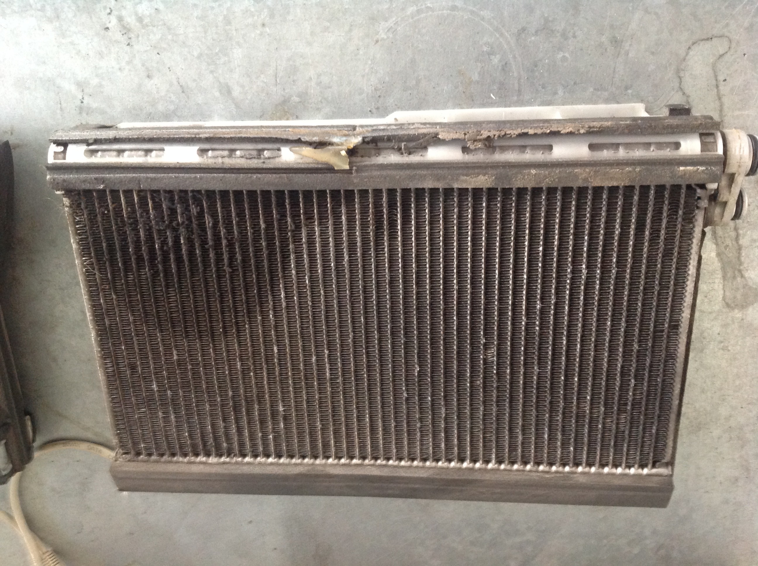 Испаритель кондиционера Subaru Outback  2004 3.0 Бензин Запорожье