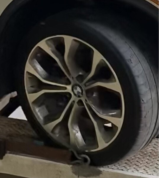 Диск BMW X5 2015 г.  3.0 л бензин Киев