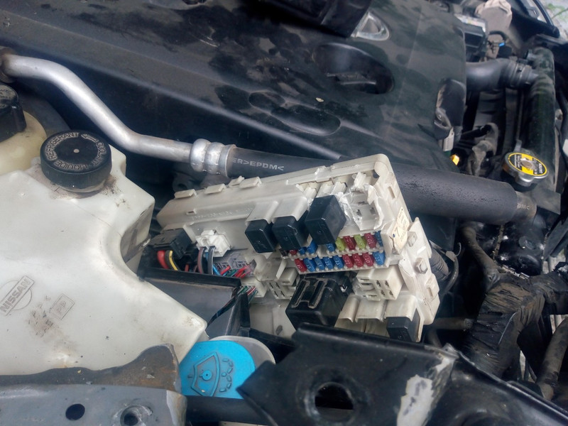 Реле Nissan Teana J31  2006 2.3 Бензин Киев