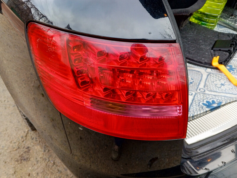 Задня лед фара ліва Audi A6 C6  2007 универсал 3.0 Дизель Шаргород