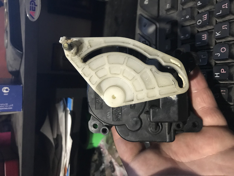 Привод отопителя Lexus RX 2000 г.  3.0 л бензин Днепр