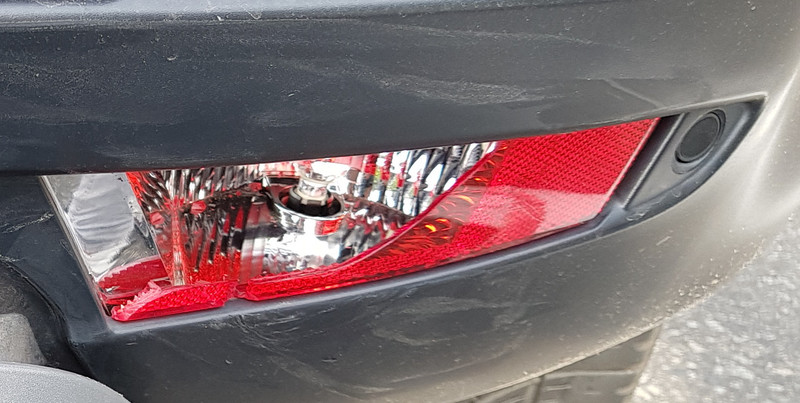 Фонарь противотуманный задний правый Land Rover Range Rover Evoque 2015 г.  2.0 л бензин Киев