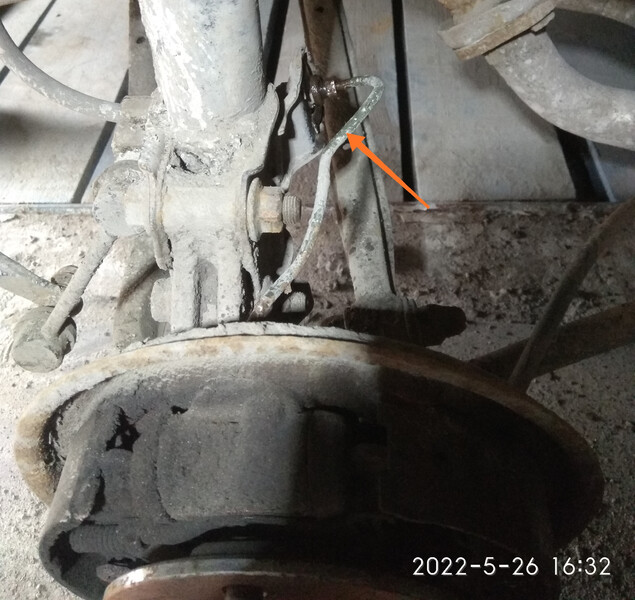 Тормозная трубка Nissan Primera P10  1993 2.0 Дизель Мариуполь