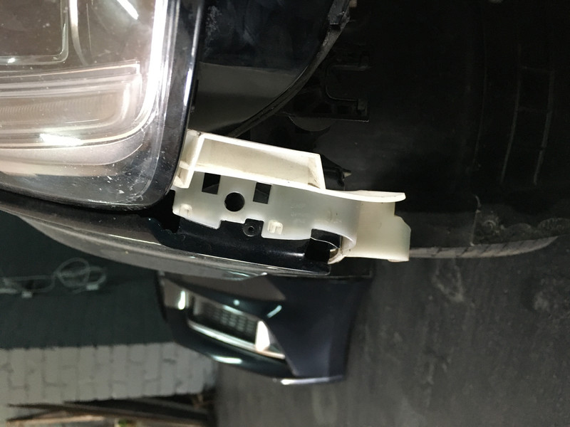 Направляющая бампера Audi A4 В9 2018 2.0 Бензин Черкассы