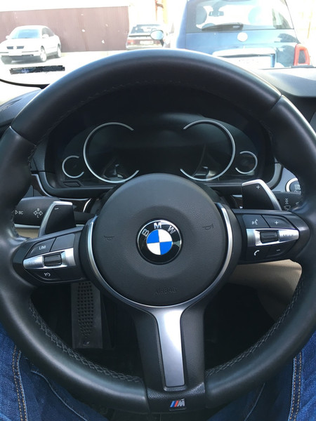 Руль BMW 5 Series 2011 г.  3.0 л бензин Киев