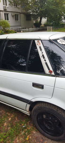 Накладка двери Mitsubishi Lancer 4  1990 хэтчбек 1.5 Бензин Запорожье