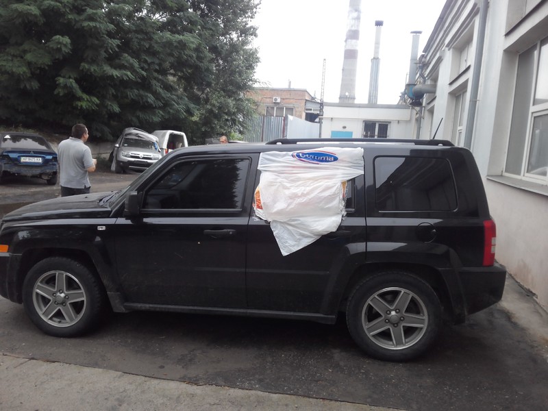Скло задніх лівих дверей Jeep Patriot  2007 65.0 Бензин 