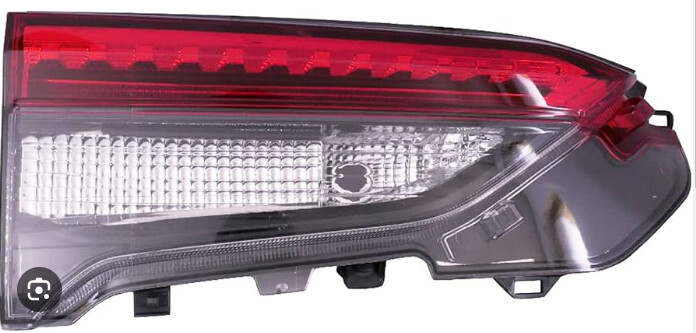 Фонарь задний внутренний левый 8159142121   Toyota RAV4