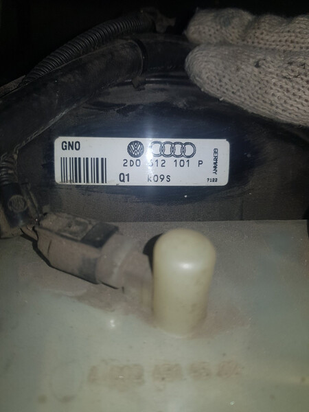 Вакуумний підсилювач гальм Volkswagen LT  2006 2.5 Дизель Буча