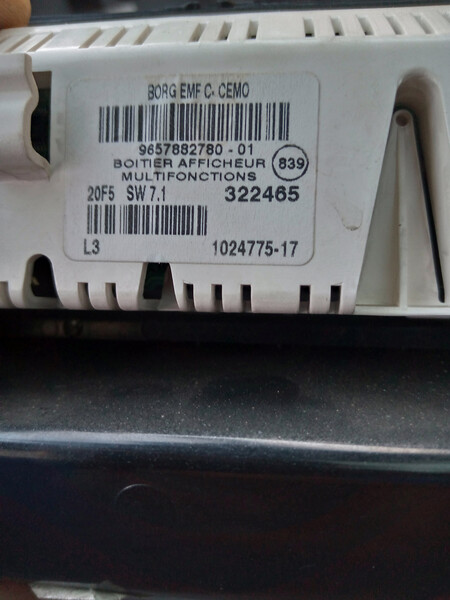 Дисплей бортового компьютера 9657882780-01   Peugeot 407