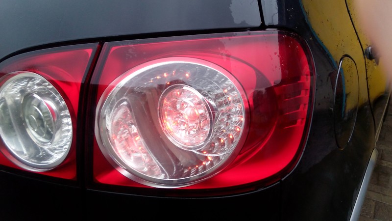 Фонарь задний правый наружный (на крыле) Volkswagen Cross Golf  2008 1.6 Бензин Дніпро