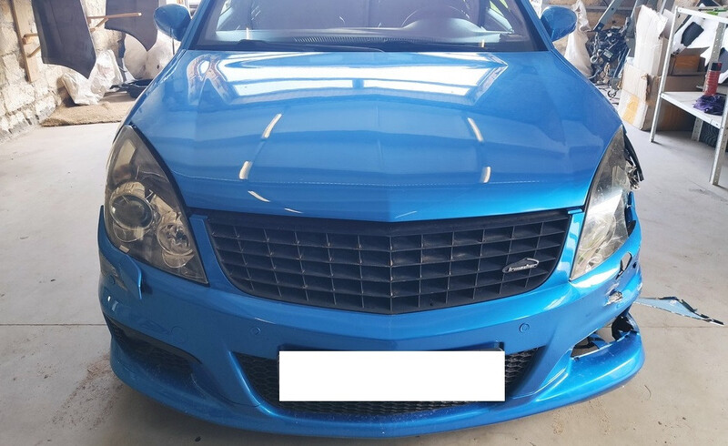 Бампер передний Opel Vectra C OPC 2006 2.8 Бензин 