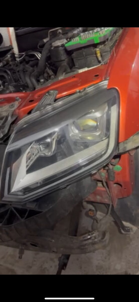 Фара передняя Volkswagen Amarok  2015 2.0 Дизель Кременчуг