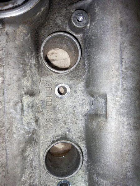 Постель распредвала Volkswagen Golf 5  2006 универсал 1.6 Бензин Гадяч