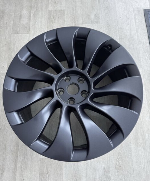 Диск литой Tesla Model Y хэтчбек 2024 г.  Черноморск