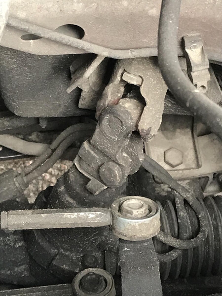 Ось рулевого колеса Peugeot Partner  2011 1.9 Дизель 