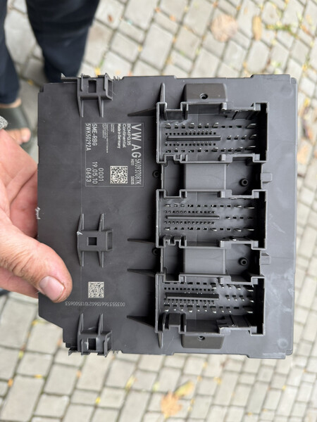 Модуль управления (эбу) бортовой сетью Volkswagen Tiguan  2012 универсал 1.4 Бензин Измаил